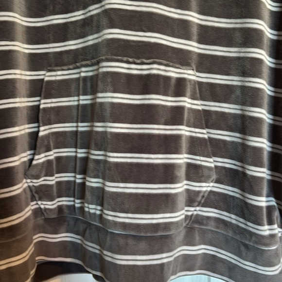 American Eagle women’s gray and white striped velour hoodie sweatshirt size XL - Picture 4 of 9